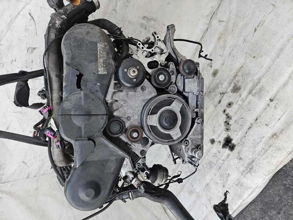 Foto de MOTOR COMPLETO AUDI A4 AVANT (8E) referencia AFB