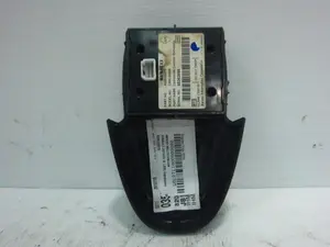 Foto de MANDO MULTIFUNCION RENAULT ESPACE IV (JK0) 2.0 16V Turbo (170 CV / 125 KW) referencia 8200326970 foto 2