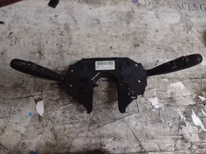 Foto de MANDO LIMPIA CITROEN C4 BERLINA referencia 96554964XT