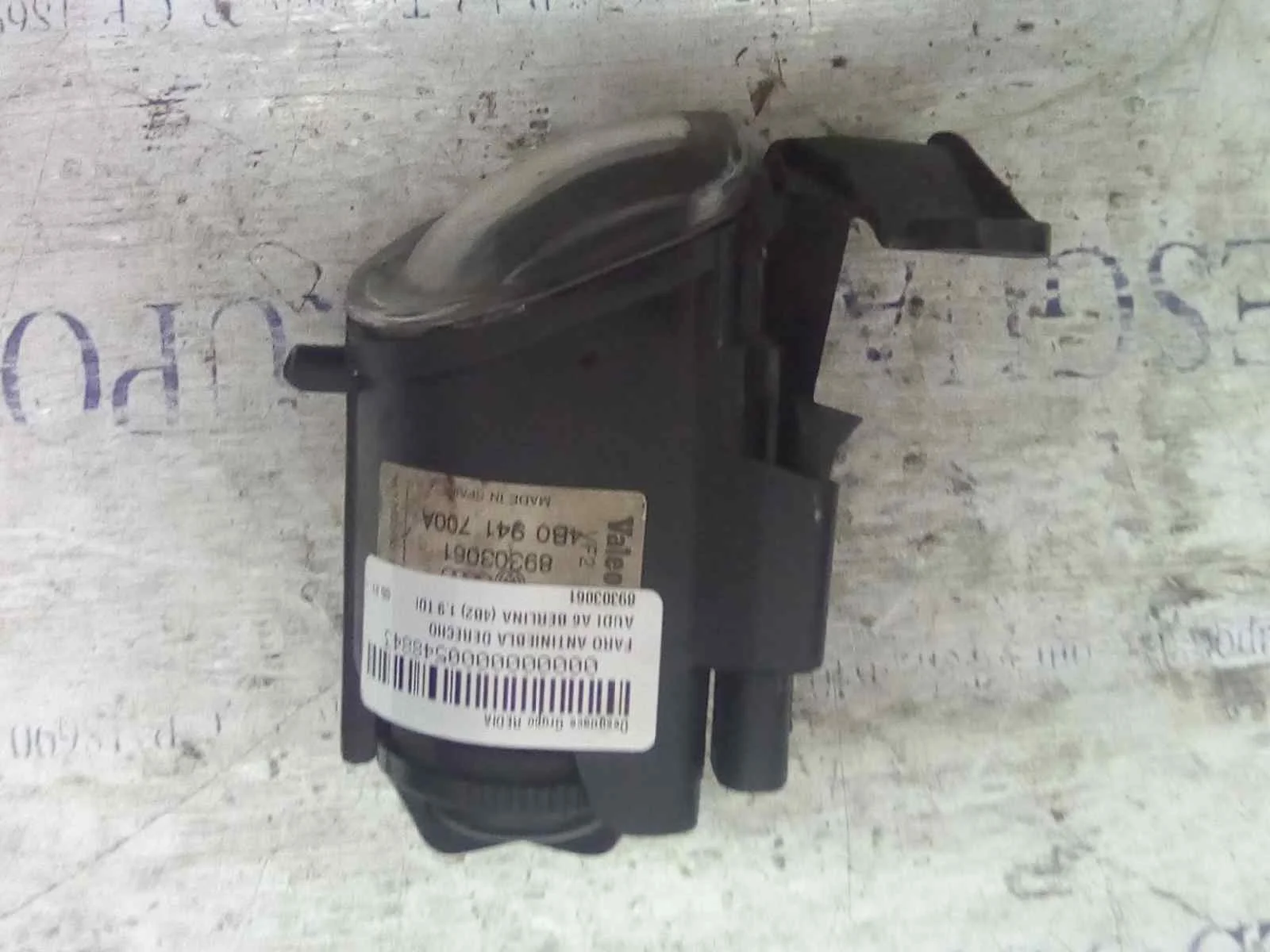 Foto de FARO ANTINIEBLA DERECHO AUDI A6 BERLINA (4B2) referencia 89303061