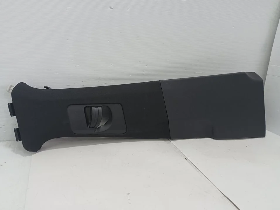 Foto de MOLDURA PORSCHE CAYENNE (TIPO 92A) referencia 7P5867240