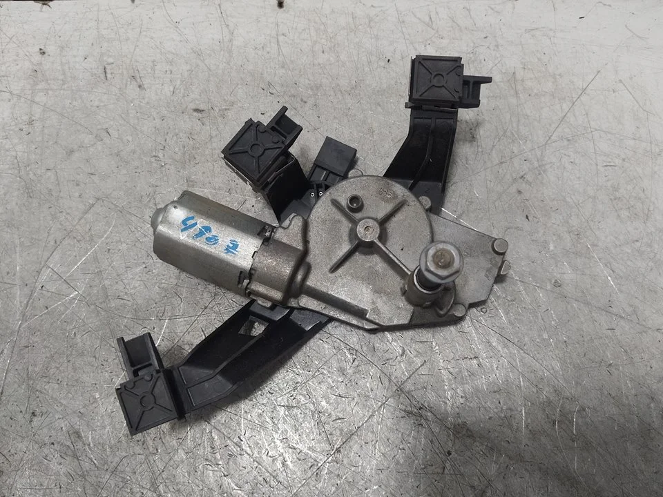 Foto de MOTOR LIMPIA TRASERO PEUGEOT 207 1.4 (73 CV / 54 KW) referencia 9652418780