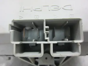 Foto de CAJA RELES / FUSIBLES FIAT I DOBLÒ (119) 1.9 JTD CAT (101 CV / 74 KW) referencia 46752706 foto 7