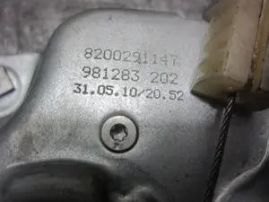 Foto de ELEVALUNAS DELANTERO DERECHO RENAULT CLIO III 1.2 (75 CV / 55 KW) referencia 8200291147 foto 2