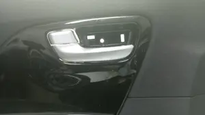 Foto de MANETA INTERIOR DELANTERA IZQUIERDA KIA NIRO (SG2) Híbrido 104 kW (1.6 Ltr. - 77 kW) (141 CV / 104 KW) referencia 82610G5000 foto 1