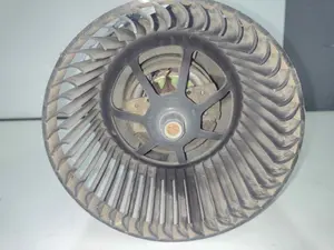 Foto de VENTILADOR CALEFACCION FORD TOURNEO CONNECT (TC7) 1.8 TDCi CAT (75 CV / 55 KW) referencia 18456 foto 4