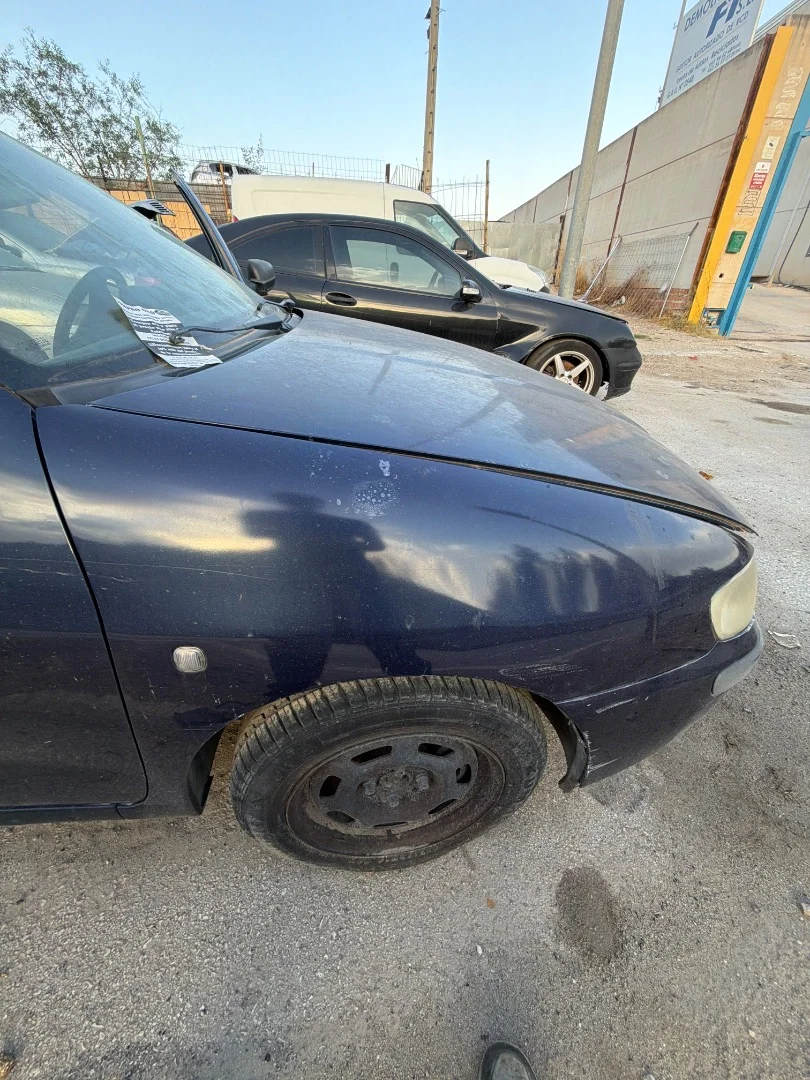 Foto de ALETA DELANTERA DERECHA SEAT CORDOBA BERLINA (6K2)