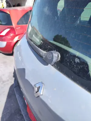 Foto de BRAZO LIMPIA TRASERO RENAULT SCENIC II 1.5 dCi Diesel (101 CV / 74 KW) referencia 8200134002