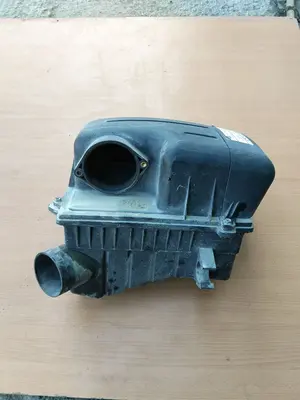 Foto de CAJA FILTRO AIRE SSANGYONG ACTYON 2.0 TD CAT (141 CV / 104 KW)