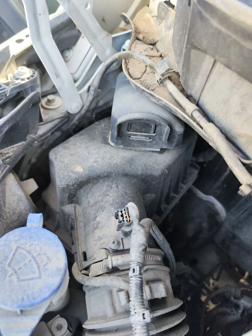 Foto de CAJA FILTRO AIRE FORD TRANSIT CHASIS CABINA (TTG) 2.0 TDCi CAT (170 CV / 125 KW)