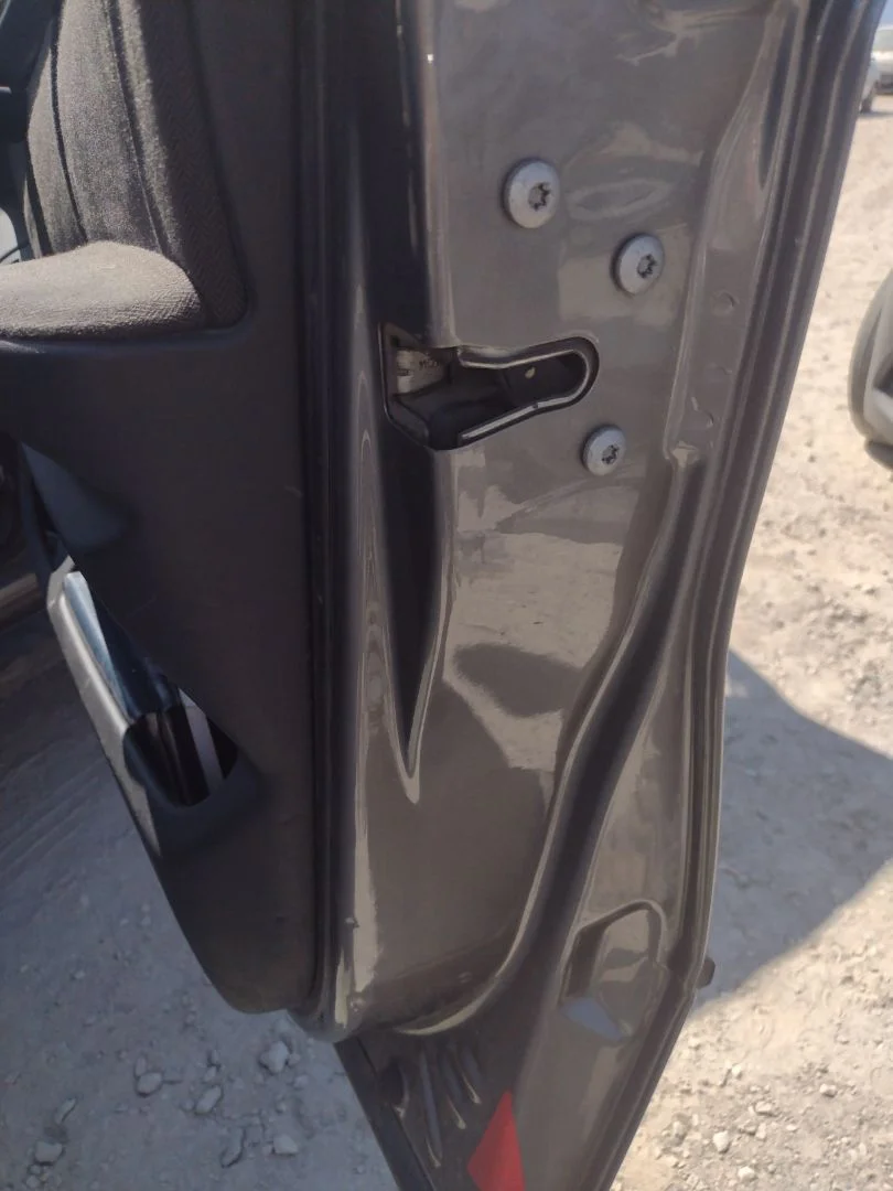 Foto de CERRADURA PUERTA DELANTERA DERECHA BMW SERIE X5 (E53) 3.0 Turbodiesel CAT (218 CV / 160 KW)