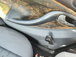 Foto de MANETA ELEVALUNAS TRASERA IZQUIERDA SEAT LEON (1M1) 1.6  (101 CV / 74 KW)