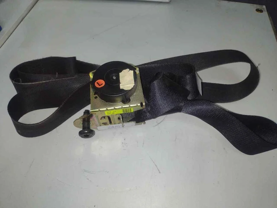 Foto de CINTURON SEGURIDAD DELANTERO IZQUIERDO MINI MINI (R50,R53) 1.6 16V CAT (90 CV / 66 KW) referencia 3525C