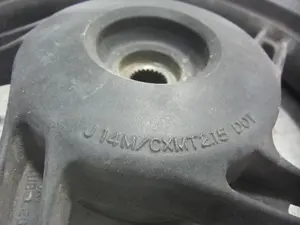 Foto de RUEDA TRASERA HONDA PCX 125 125 cm3 - 8.6 kW (0 CV / 0 KW) referencia J14M/CXMT125 foto 4