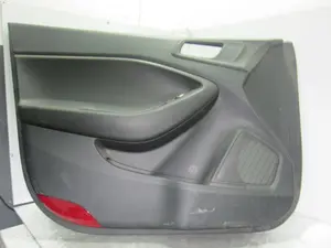 Foto de GUARNECIDO PUERTA DELANTERA IZQUIERDA HYUNDAI I20 (GB) 1.2 16V CAT (84 CV / 62 KW) referencia 82310C8010