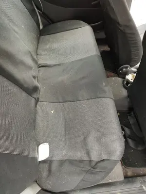 Foto de ASIENTO TRASERO MEDIO OPEL CORSA C 1.2 16V CAT (Z 12 XEP / LB4) (80 CV / 59 KW)