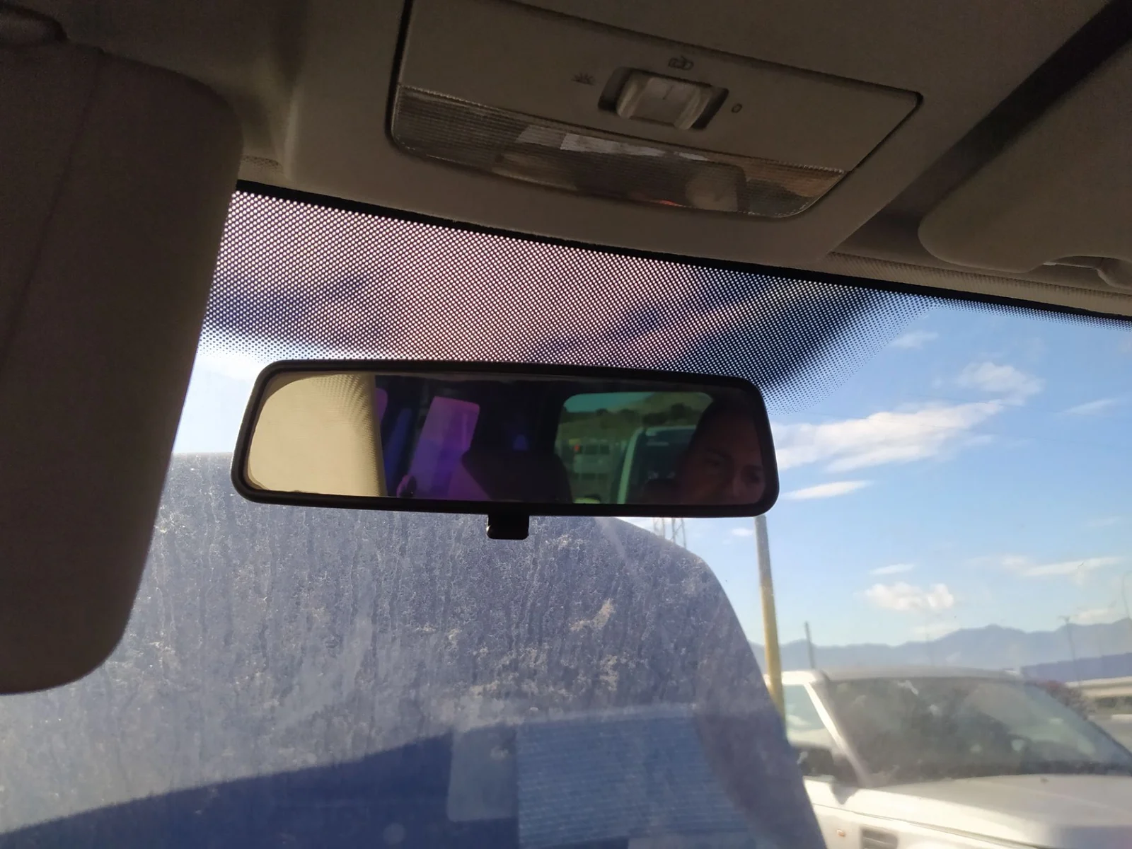 Foto de RETROVISOR INTERIOR VOLKSWAGEN CADDY (2K)(02.2004) 1.9 TDI (BSU) (75 CV / 55 KW)