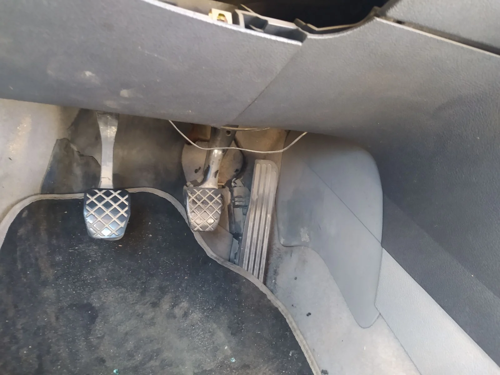 Foto de POTENCIOMETRO PEDAL VOLKSWAGEN CADDY (2K)(02.2004) 1.9 TDI (BSU) (75 CV / 55 KW)