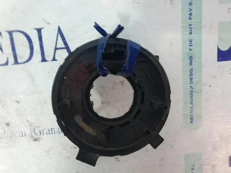 Foto de ANILLO AIRBAG AUDI A3 (8L) 1.8 20V Turbo (150 CV / 110 KW) referencia 1J0959653