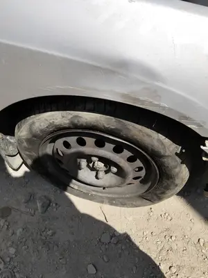 Foto de JUEGO LLANTAS HYUNDAI ELANTRA (XD) 2.0 CRDi CAT (113 CV / 83 KW)
