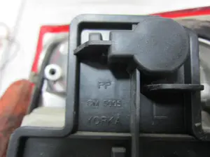 Foto de PILOTO DELANTERO IZQUIERDO OPEL ASTRA F BERLINA 1.6 (75 CV / 55 KW) referencia GM 5005 foto 6