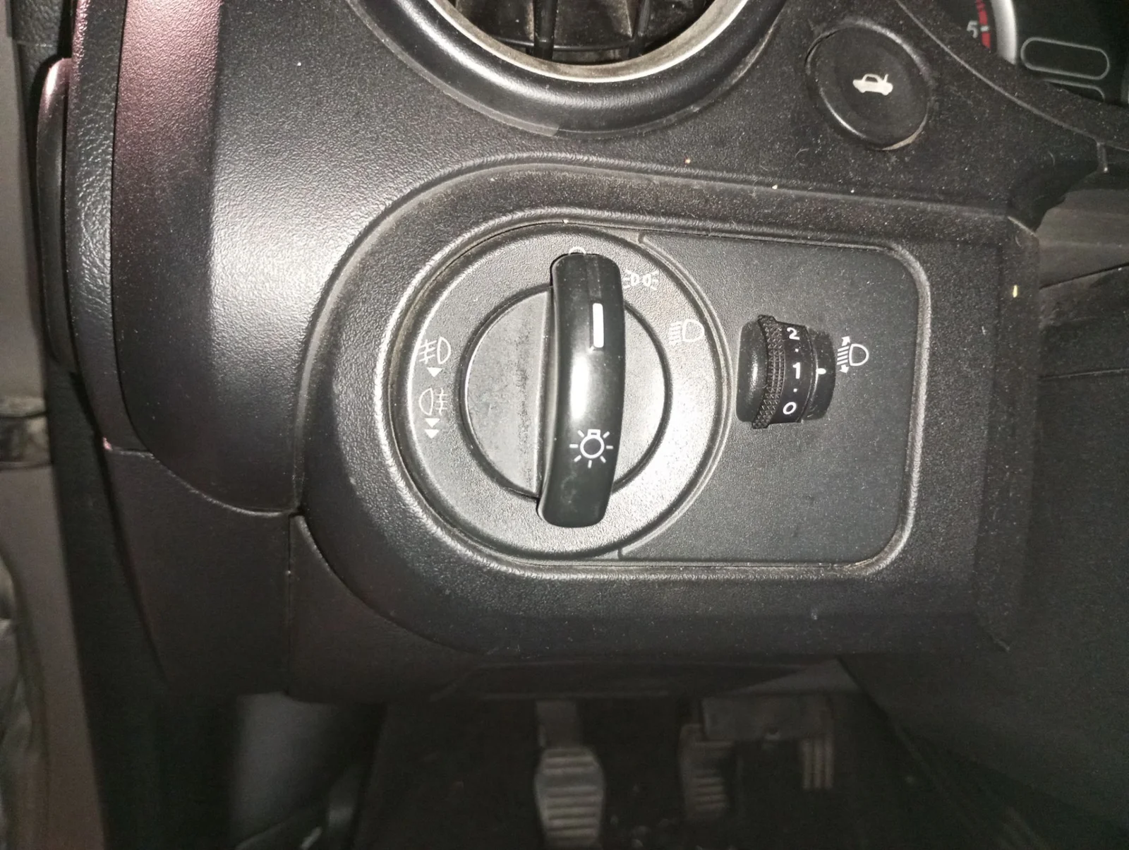 Foto de MANDO LUCES FORD FIESTA (CBK) 1.4 TDCi CAT (68 CV / 50 KW) referencia 1142542