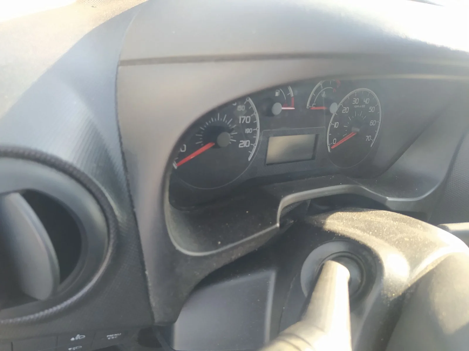 Foto de CUADRO INSTRUMENTOS FIAT III FIORINO (225) 1.3 16V JTD CAT (75 CV / 55 KW)