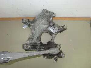 Foto de SOPORTE MOTOR DERECHO AUDI A5 COUPE (F53) 2.0 16V TDI (190 CV / 140 KW) referencia 8W0399296E foto 4