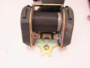 Foto de CINTURON SEGURIDAD DELANTERO IZQUIERDO FORD FOCUS BERLINA (CAK) 1.8 16V CAT (116 CV / 85 KW) referencia 560626701 foto 4