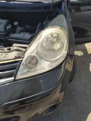 Foto de FARO IZQUIERDO NISSAN NOTE (E11E) 1.4 CAT (88 CV / 65 KW)