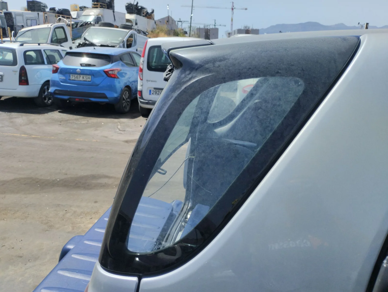 Foto de LUNA CUSTODIA TRASERA DERECHA SMART CITY-COUPE 0.6 Turbo CAT (54 CV / 40 KW) referencia 43R001626