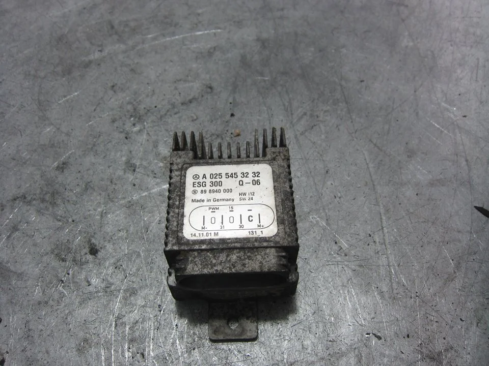 Foto de MODULO ELECTRONICO MERCEDES-BENZ VANEO (BM 414) COMPACT VAN 1.9 CAT (125 CV / 92 KW) referencia A0255453232