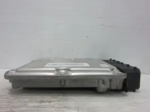 Foto de CENTRALITA MOTOR UCE AUDI A4 AVANT (8W5) referencia 04L907309L foto 2