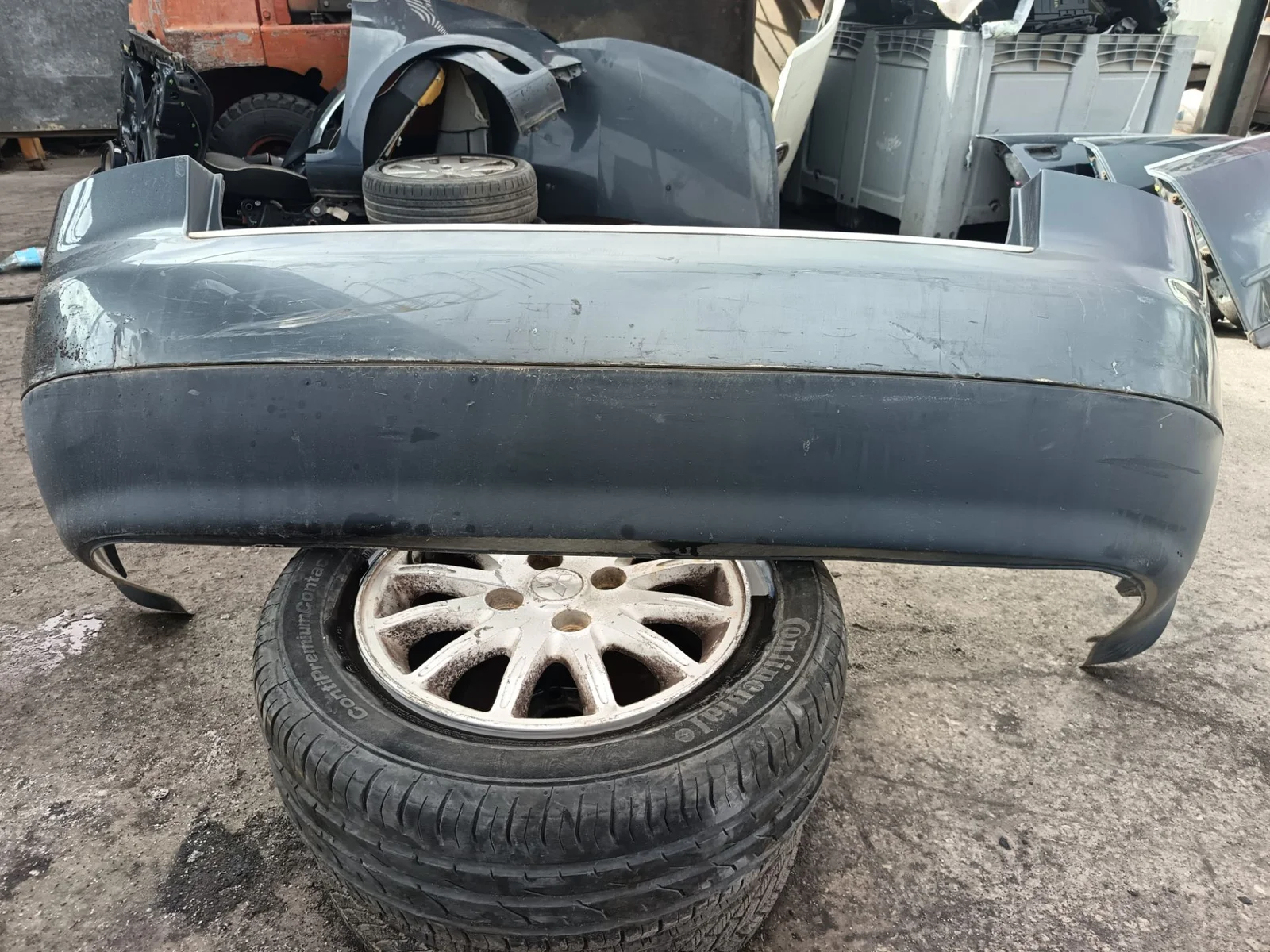 Foto de PARAGOLPES TRASERO AUDI A4 BERLINA (8E) 1.9 TDI (131 CV / 96 KW)