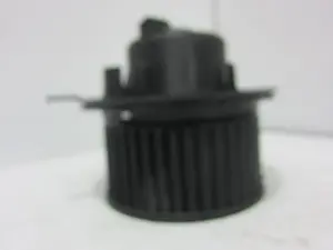 Foto de MOTOR CALEFACCION SEAT TOLEDO (5P2) 1.9 TDI (105 CV / 77 KW) referencia 1K1819015 foto 4