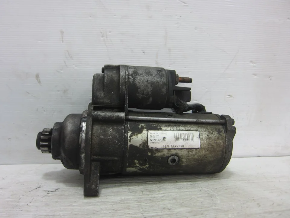 Foto de MOTOR ARRANQUE VOLKSWAGEN PASSAT BERLINA (3B2) referencia S191654A