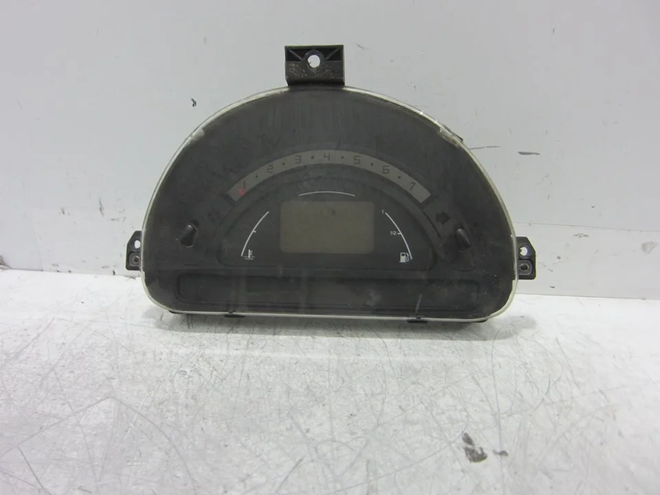 Foto de CUADRO INSTRUMENTOS CITROEN C3 1.4 HDi (68 CV / 50 KW) referencia 9652008280