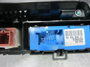 Foto de MANDO CLIMATIZADOR PEUGEOT 407 COUPÉ 2.7 HDi FAP CAT (UHZ / DT17TED4) (204 CV / 150 KW) referencia 96573322XA02 foto 7