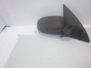 Foto de RETROVISOR DERECHO OPEL CORSA C 1.2 16V CAT (Z 12 XE / LW4) (75 CV / 55 KW) referencia 065022 foto 3