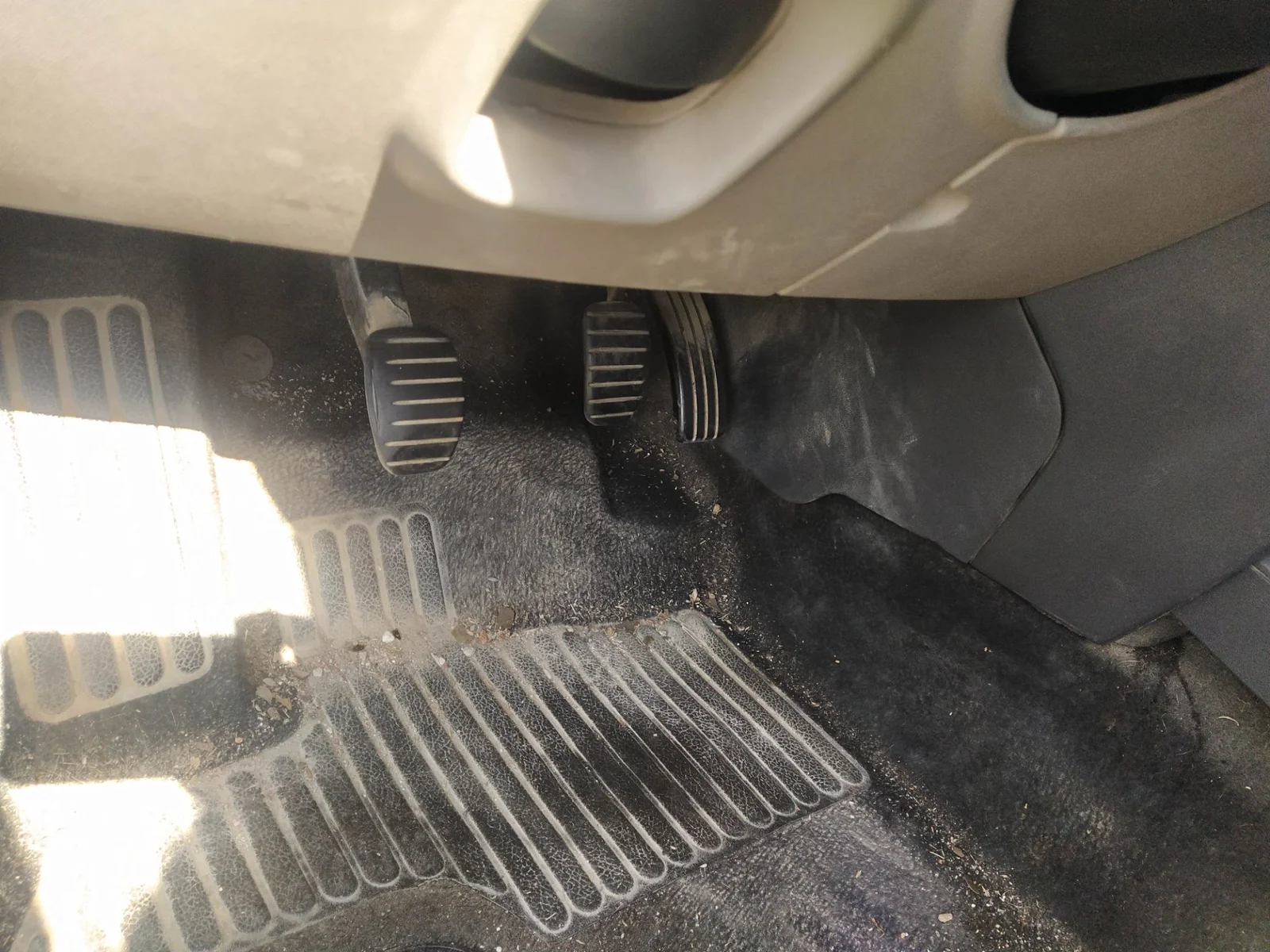 Foto de PEDAL FRENO RENAULT MEGANE II CLASSIC BERLINA 1.5 dCi Diesel (101 CV / 74 KW) referencia 8200221299