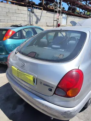 Foto de PORTON TRASERO TOYOTA COROLLA (E11) 2.0 Turbodiesel CAT (90 CV / 66 KW) referencia 6700502040 foto 5