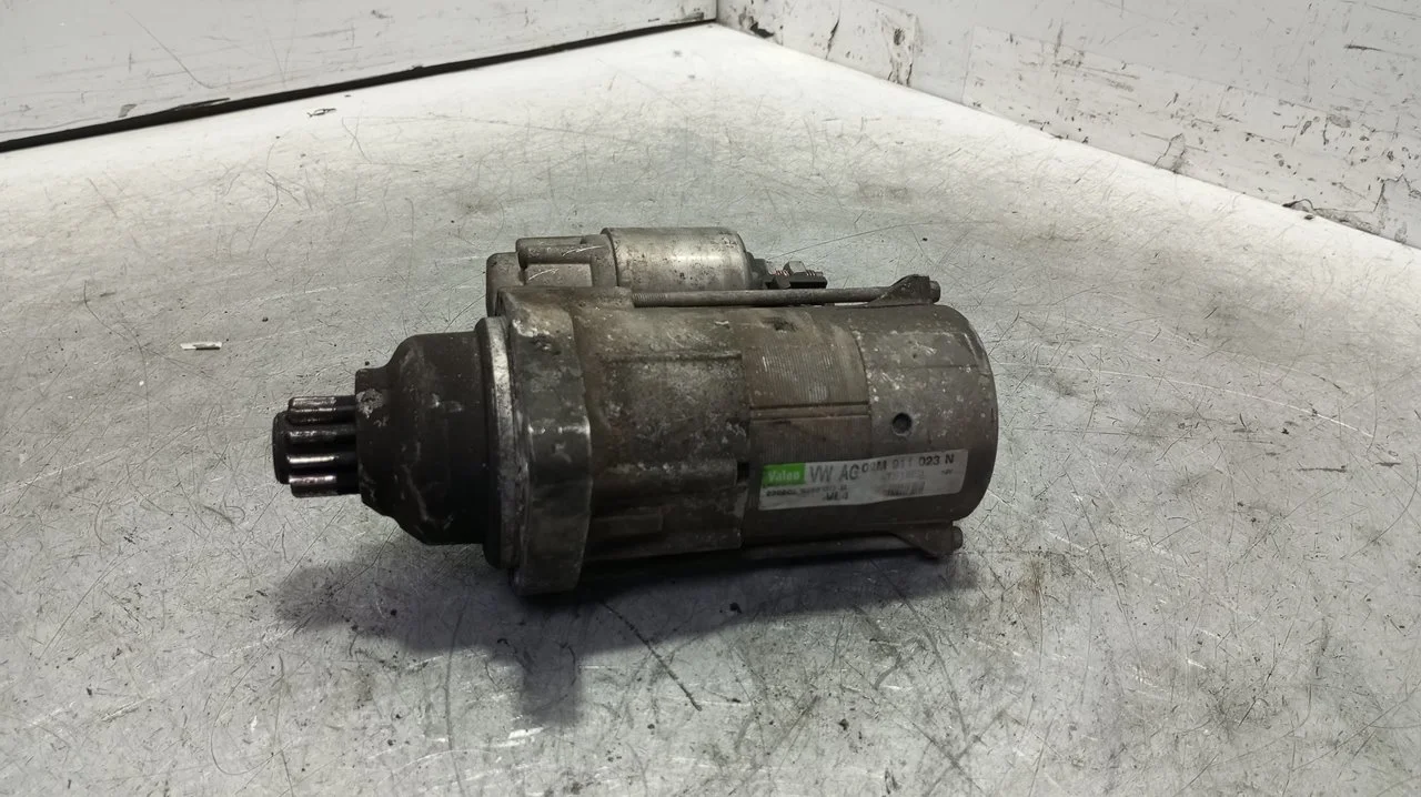 Foto de MOTOR ARRANQUE SEAT LEON (1P1) 2.0 TDI (170 CV / 125 KW) referencia 02M911023N