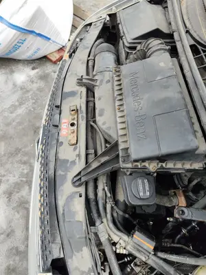 Foto de PANEL FRONTAL MERCEDES-BENZ VIANO (639) 2.1 CDI CAT (150 CV / 110 KW)
