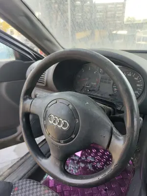 Foto de VOLANTE AUDI A3 (8L) 1.9 TDI (110 CV / 81 KW) referencia 8L0419091Q FKZ