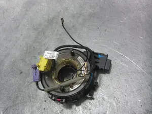 Foto de ANILLO AIRBAG VOLKSWAGEN GOLF V (1K1)(10.2003) 1.9 TDI (105 CV / 77 KW) referencia 1K0959653 foto 2