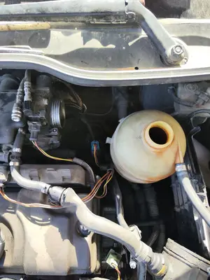 Foto de VALVULA AIRE ADICIONAL PEUGEOT 206 1.4  (75 CV / 55 KW)