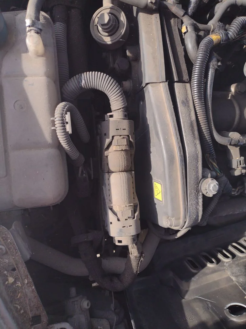 Foto de CENTRALITA MOTOR UCE ALFA ROMEO GT (125) 1.9 JTD (M) 16V CAT (150 CV / 110 KW) referencia 0051806561