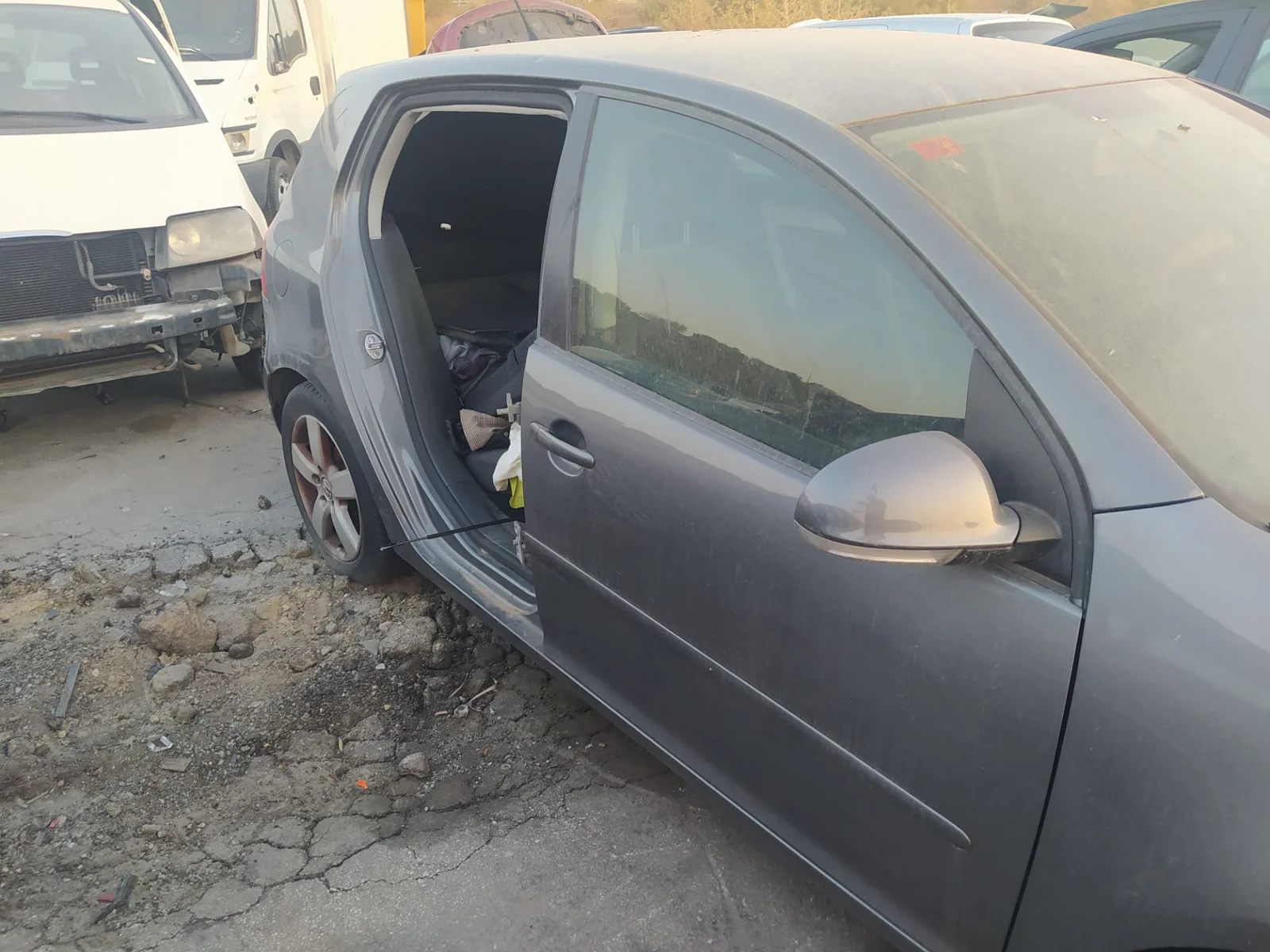 Foto de MANETA EXTERIOR DELANTERA DERECHA VOLKSWAGEN GOLF V (1K1)(10.2003) 1.9 TDI (105 CV / 77 KW) referencia 3B0837205F 3FZ