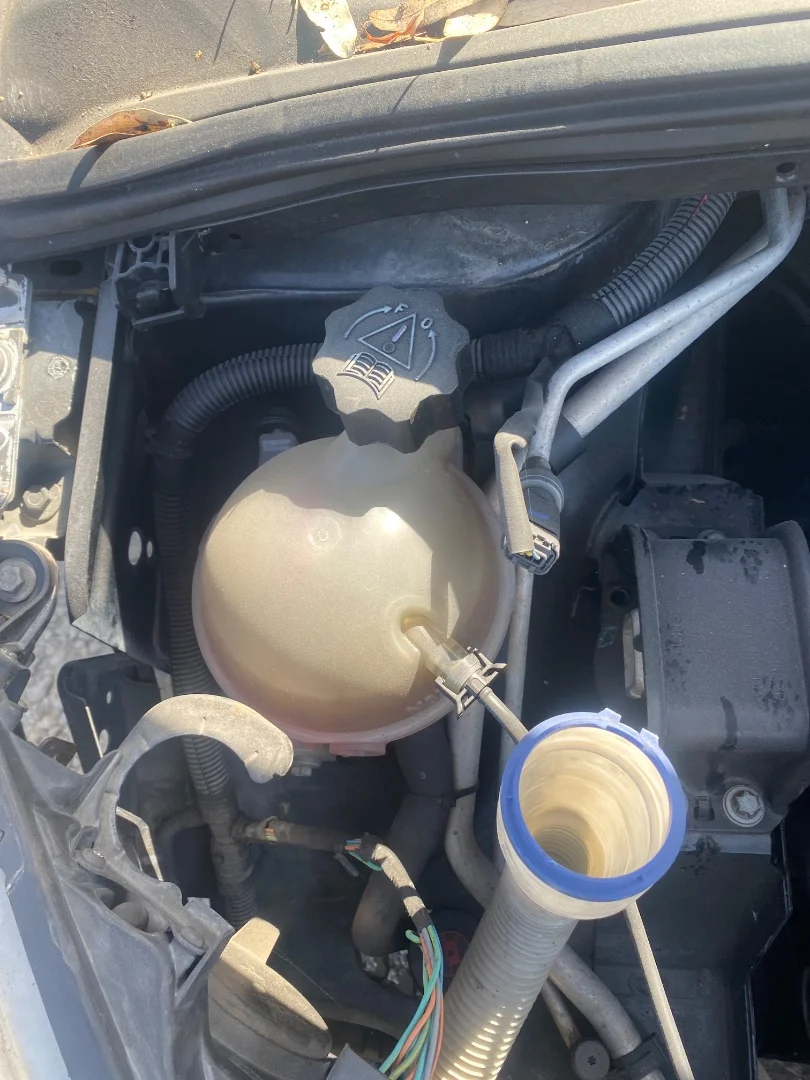 Foto de DEPOSITO EXPANSION PEUGEOT 308 1.6 16V HDi (90 CV / 66 KW) referencia 1323AH