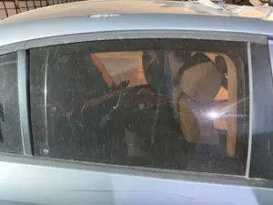 Foto de LUNA TRASERA DERECHA VOLKSWAGEN PASSAT BERLINA (3C2) 2.0 TDI (140 CV / 103 KW) referencia 3C5845026
